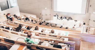 Nowoczesne studiowanie w WSKZ. Sprawdzamy, jak wyglądają zjazdy na tej Uczelni